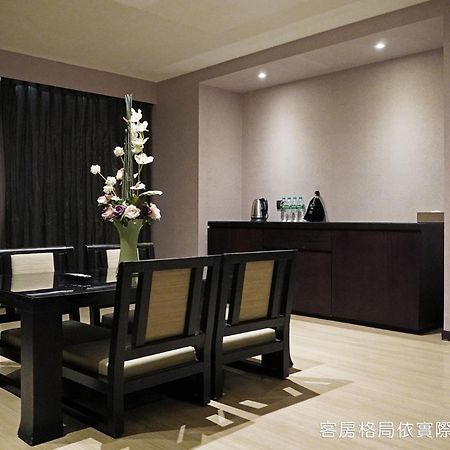 Talmud Hotel Kaohsiung Loveriver Ngoại thất bức ảnh